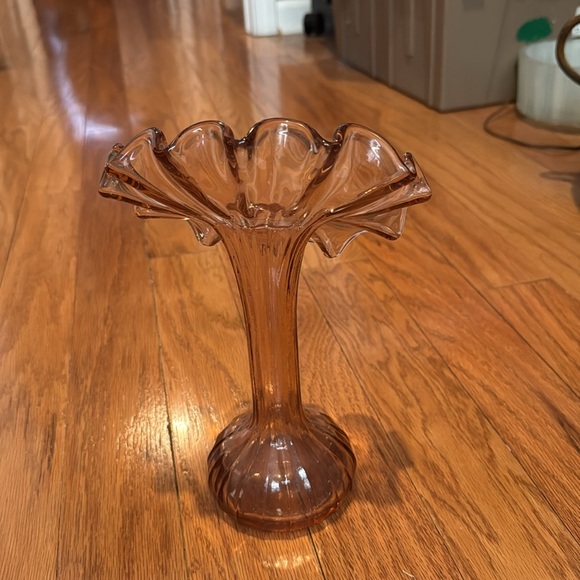 Vintage 10” Hand Blown Jack in the Pulpit Light Purple Glass Vase - Picture 3 of 3